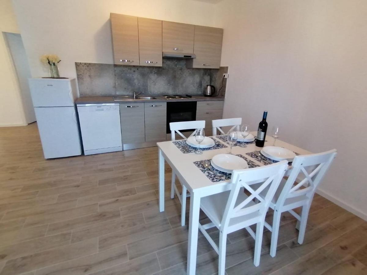 Nina Apartman Zára Kültér fotó